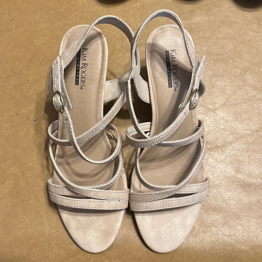 Kim Rogers memory foam tan beige heels size 8.5